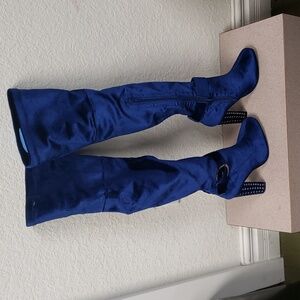 Yoki Boots, Electric Blue, size 8.5, NWOT